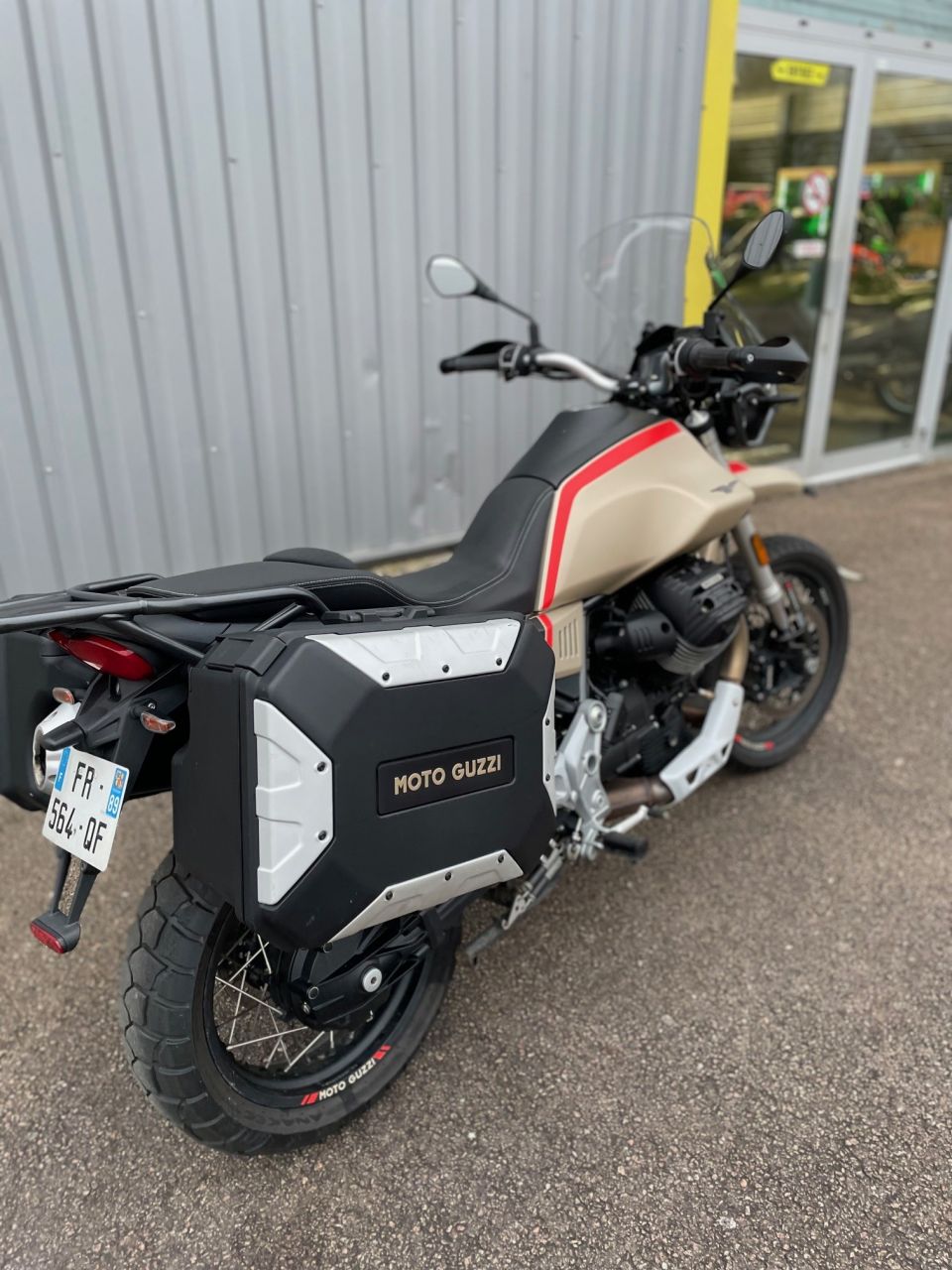 MOTO GUZZI V85 TT TRAVEL PACK 850 4