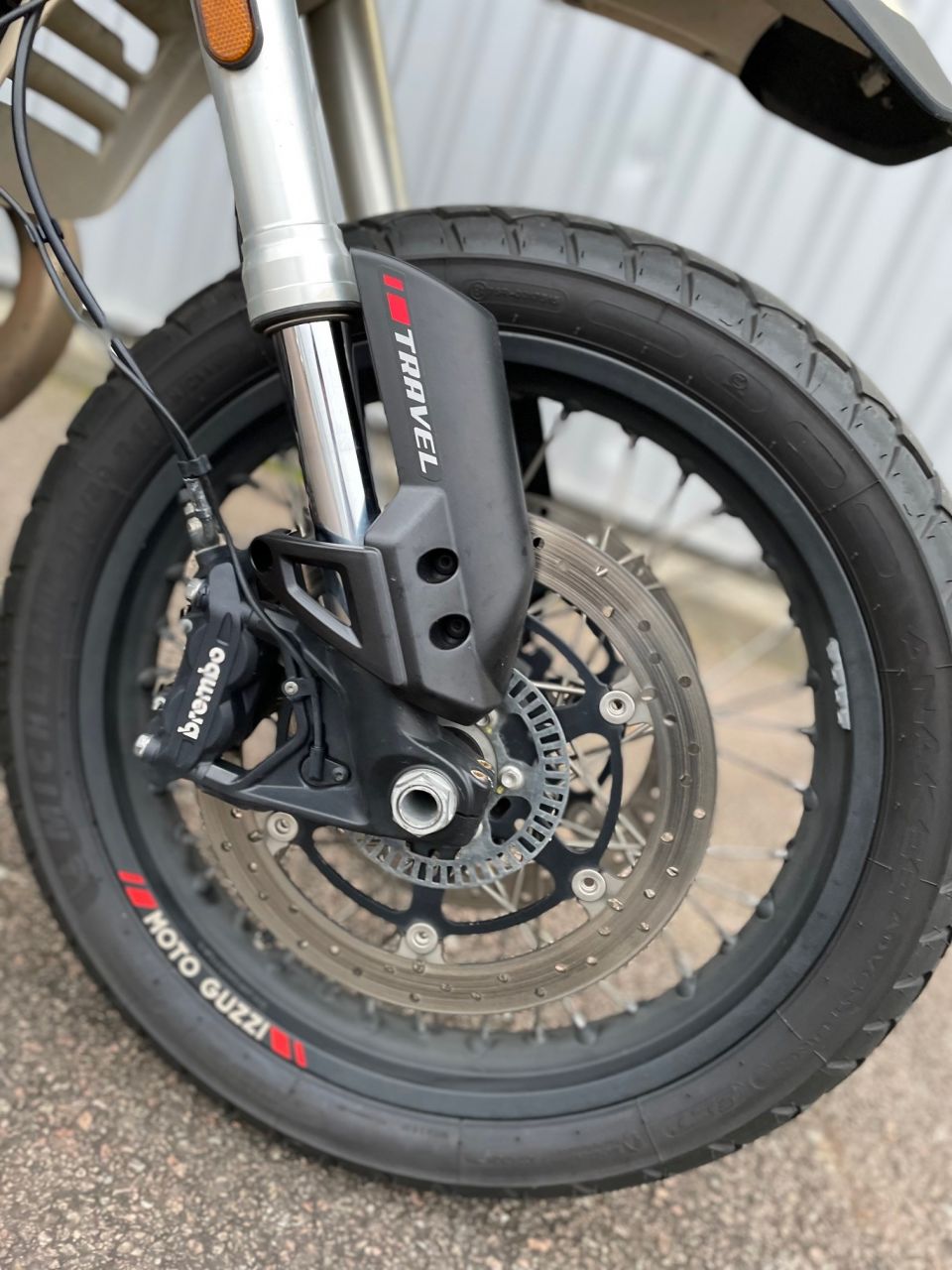 MOTO GUZZI V85 TT TRAVEL PACK 850 4