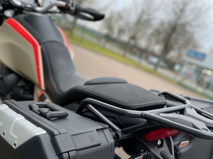 MOTO GUZZI V85 TT TRAVEL PACK 850 4