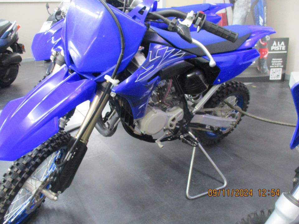 YAMAHA YZ65 4