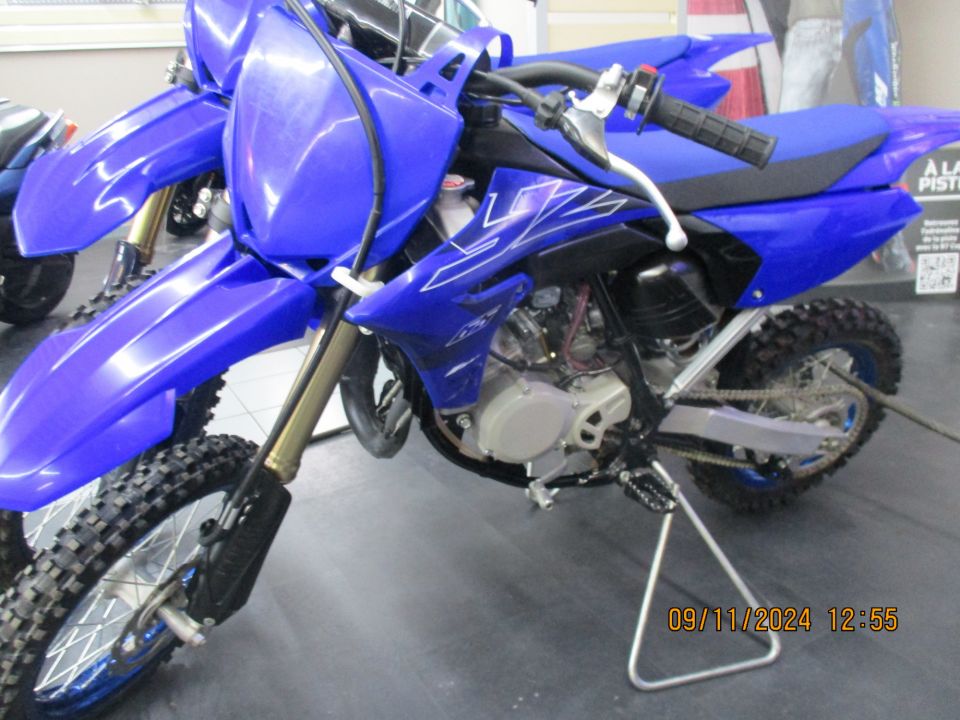 YAMAHA YZ65 4