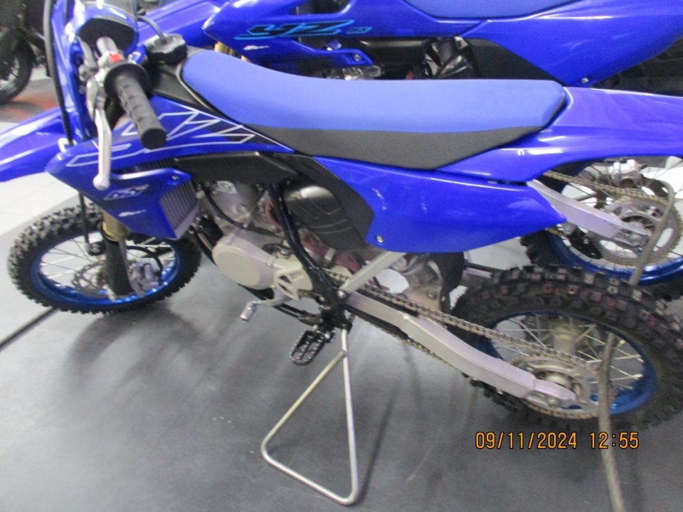 YAMAHA YZ65 4