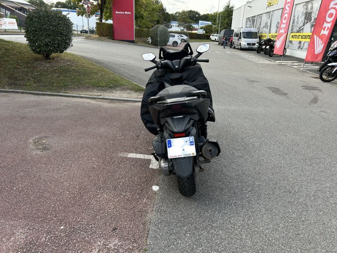 HONDA FORZA 125 4