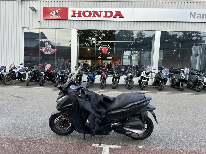 HONDA FORZA 125 4