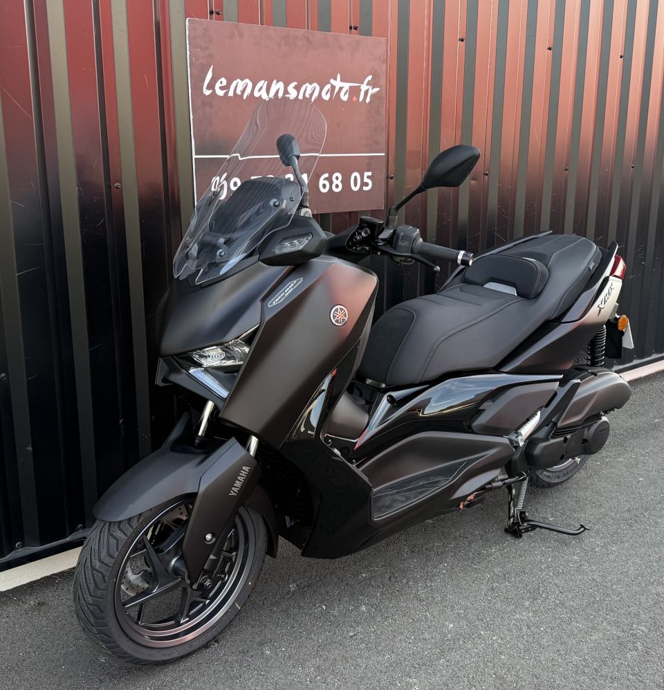 YAMAHA XMAX 125 TECH MAX 4