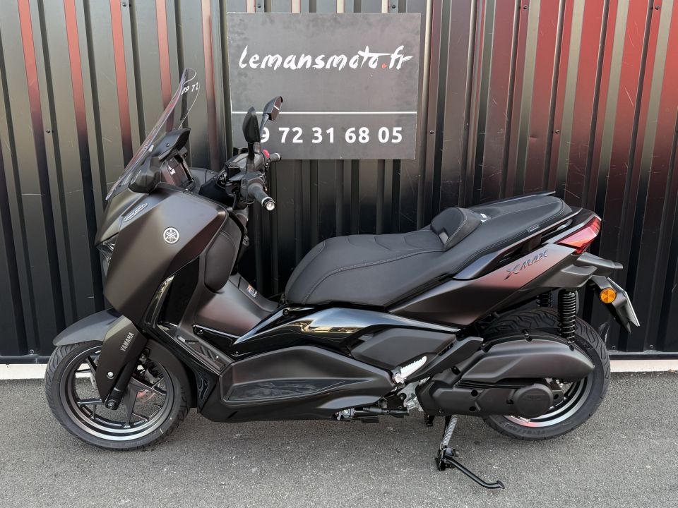 YAMAHA XMAX 125 TECH MAX 4