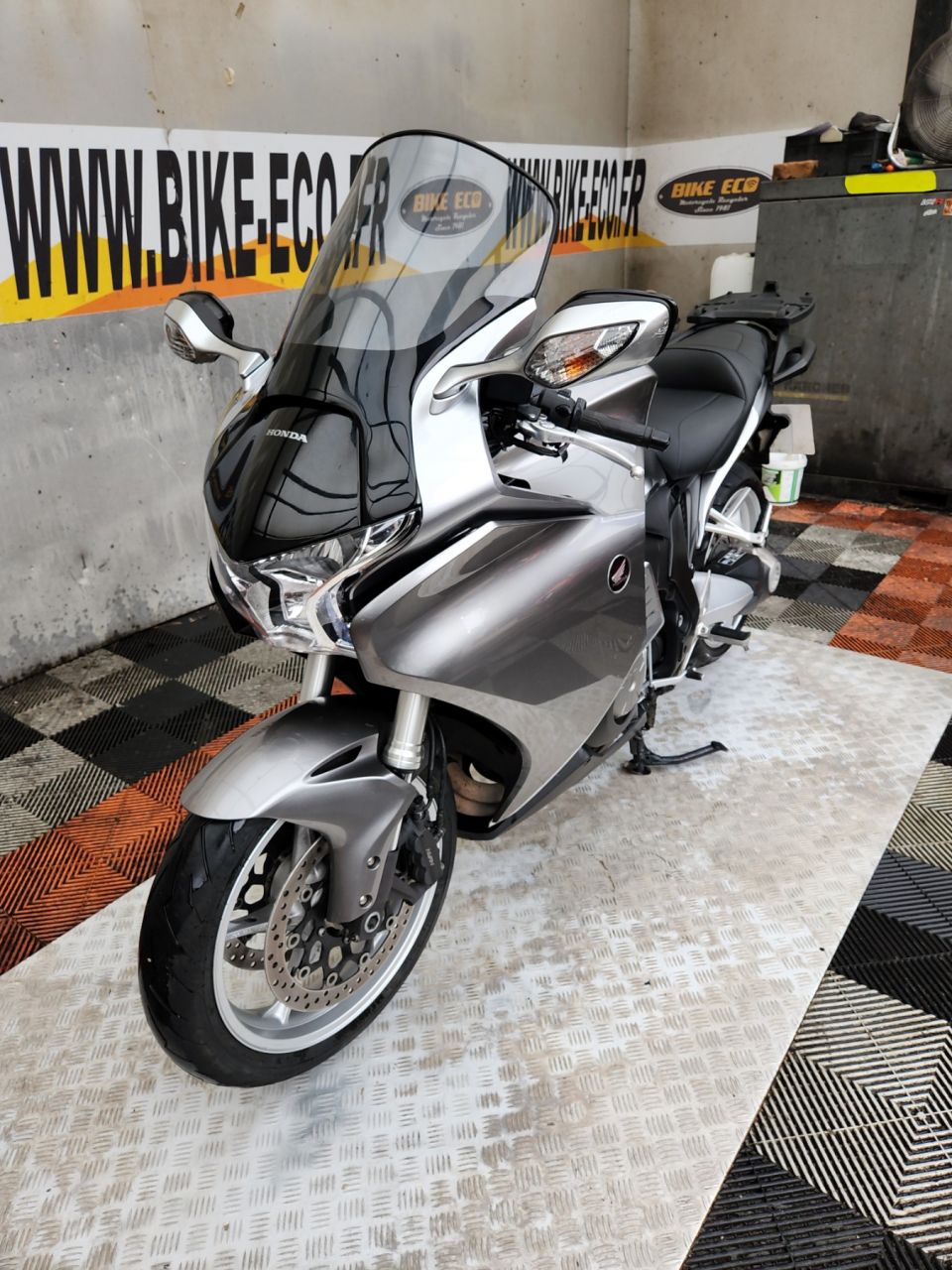 HONDA VFR 1200 F 4