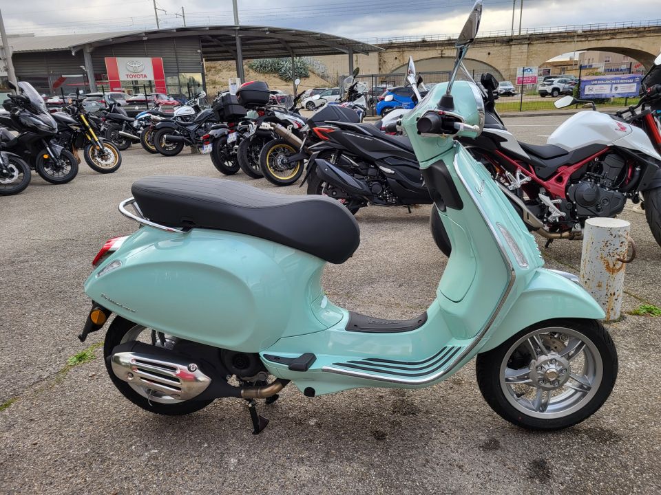 VESPA PRIMAVERA 50 4