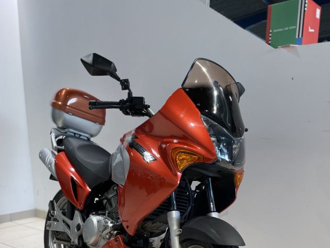 HONDA VARADERO 125 4