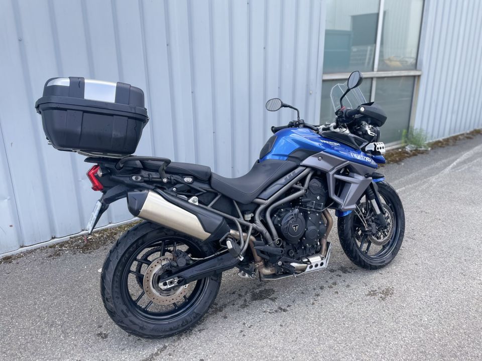 TRIUMPH TIGER 800 XRX 4