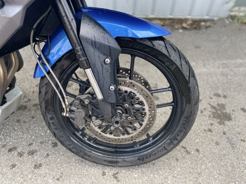 TRIUMPH TIGER 800 XRX 4