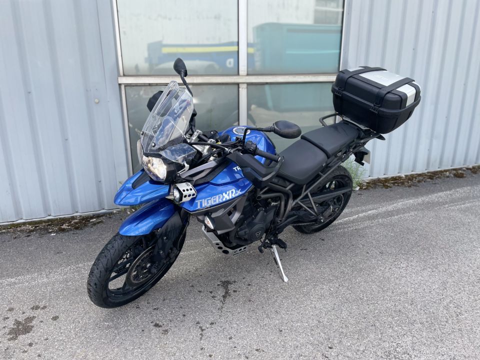 TRIUMPH TIGER 800 XRX 4