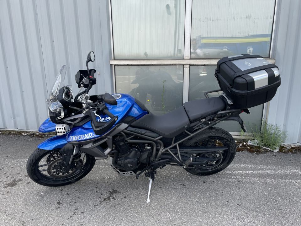 TRIUMPH TIGER 800 XRX 4