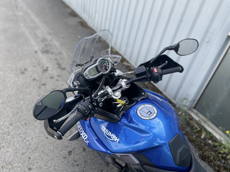 TRIUMPH TIGER 800 XRX 4