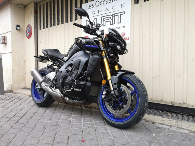 YAMAHA MT-10 SP 4