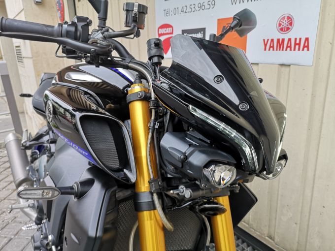 YAMAHA MT-10 SP 4