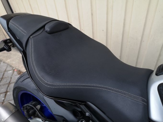 YAMAHA MT-10 SP 4
