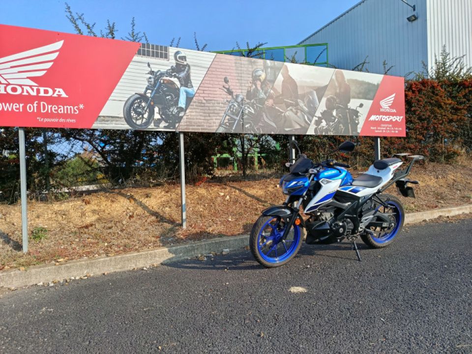 SUZUKI GSX-S 125 ABS 4