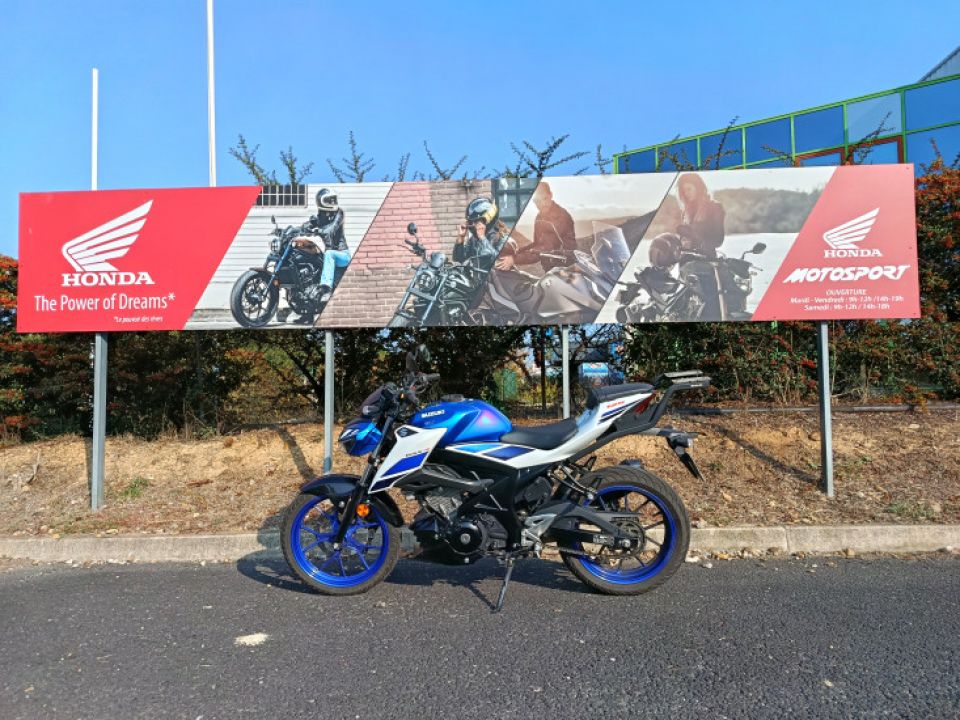 SUZUKI GSX-S 125 ABS 4