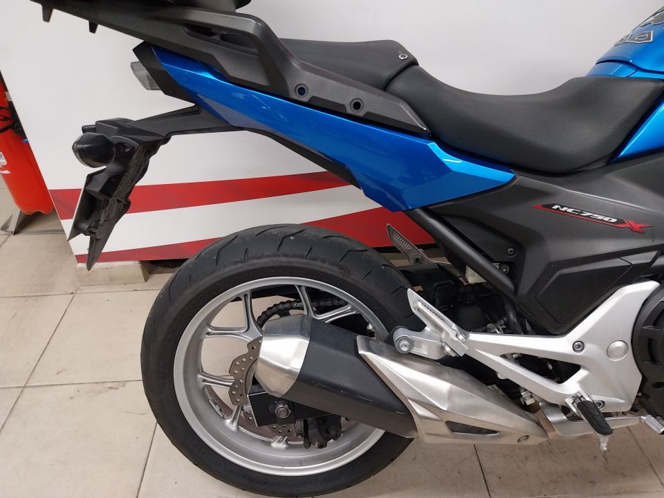 HONDA NC750 DCT 4