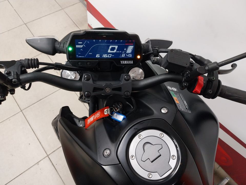 YAMAHA MT 125 4