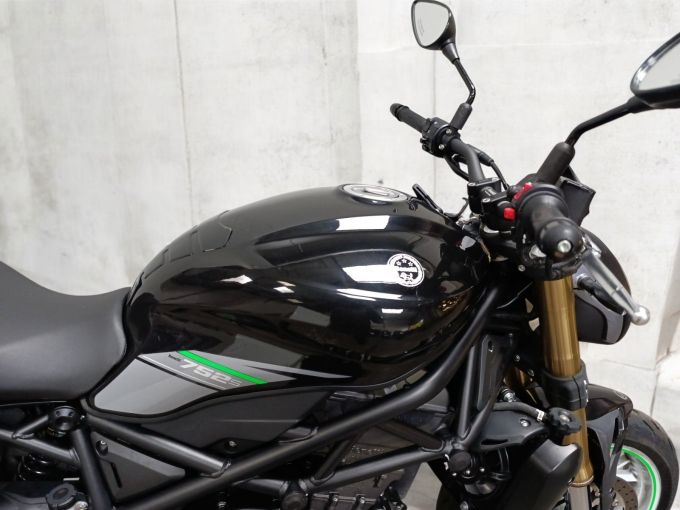 BENELLI 752s 4