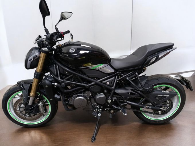 BENELLI 752s 4