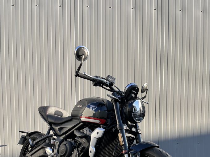 TRIUMPH TRIDENT 660 4
