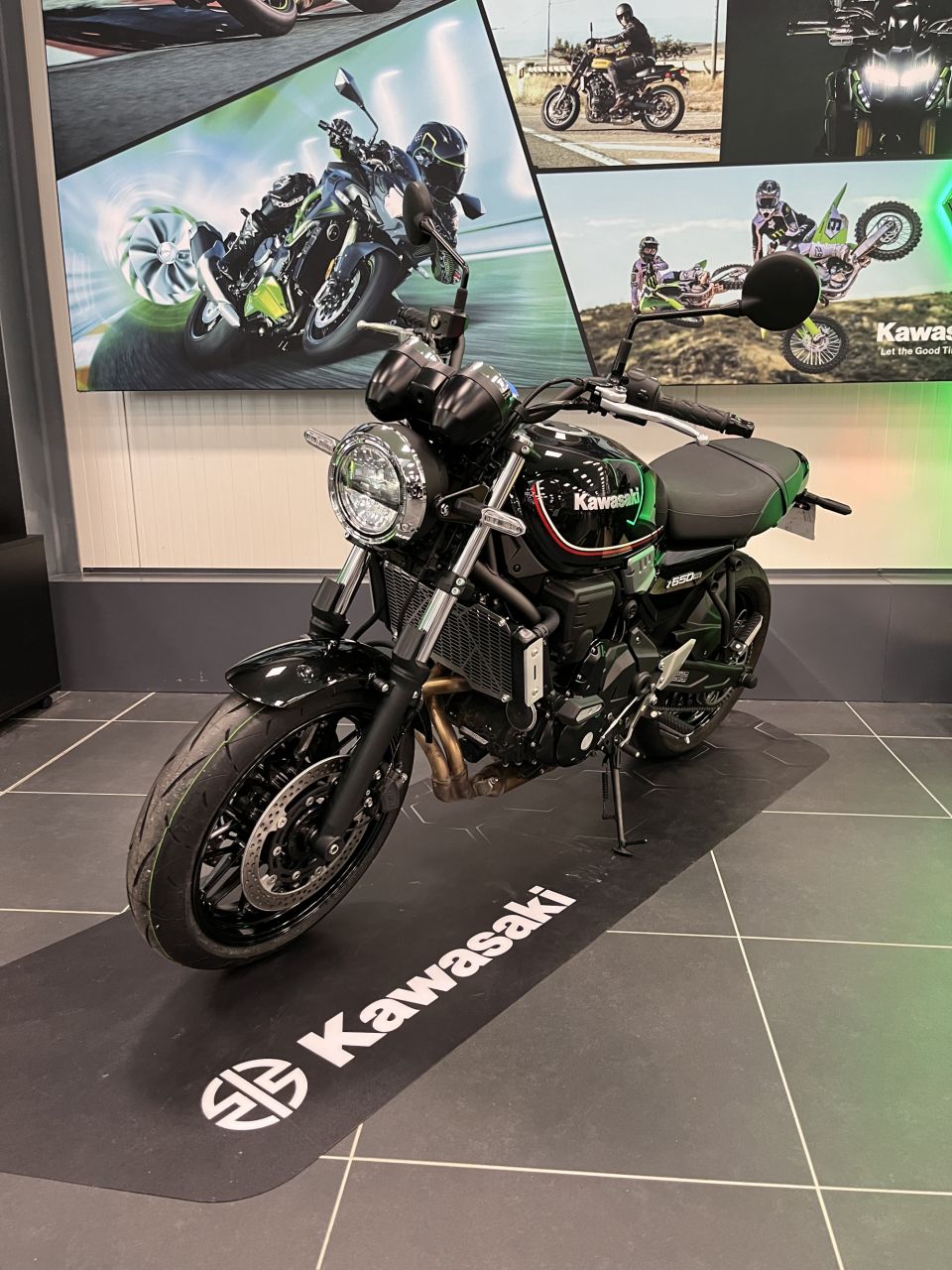 KAWASAKI Z650RS 4