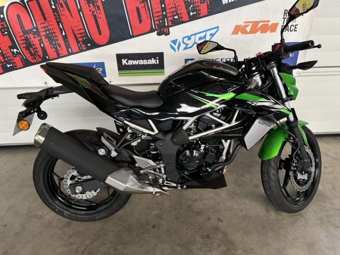 KAWASAKI z 125 4