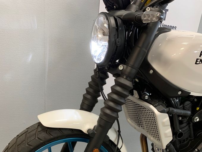 ROYAL ENFIELD GUERILLA 4