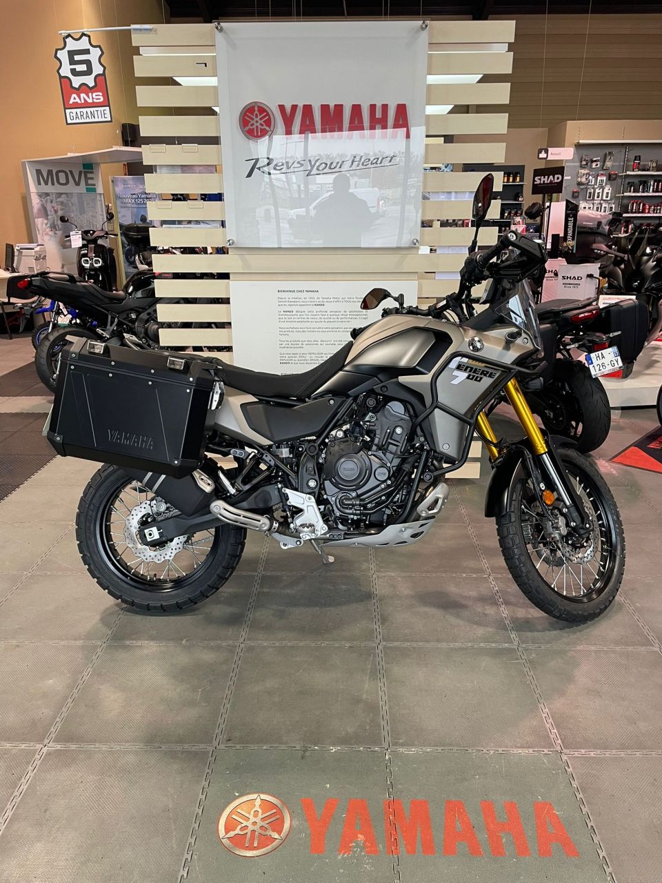 YAMAHA XTZ TENERE 700 4