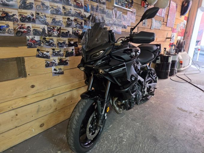 YAMAHA TRACER 9 4