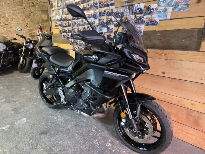 YAMAHA TRACER 9 4