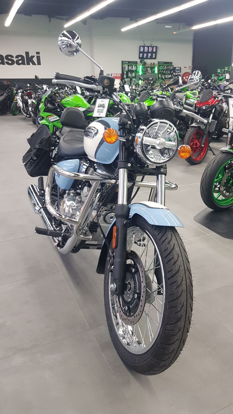 ROYAL ENFIELD METEOR 350 4