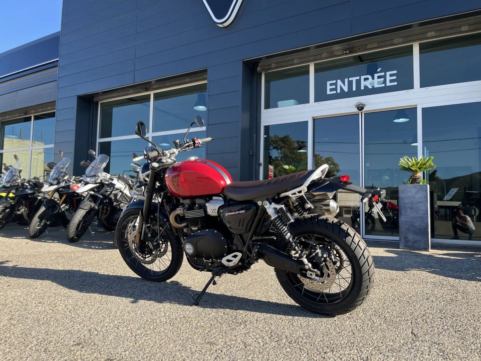 TRIUMPH SCRAMBLER 1200 4