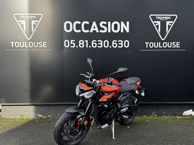 TRIUMPH STREET TRIPLE 765 R 4
