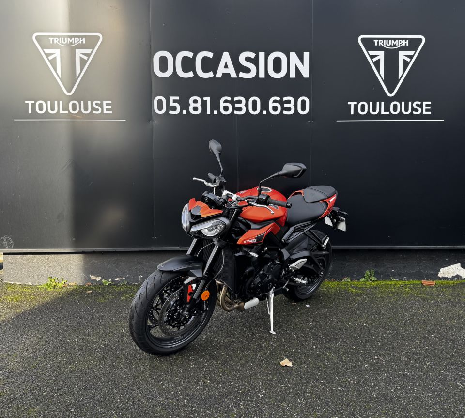 TRIUMPH STREET TRIPLE 765 R 4