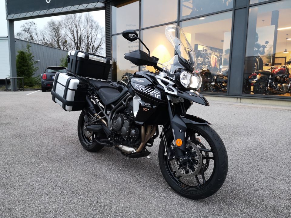 TRIUMPH TIGER 800 XRX 4