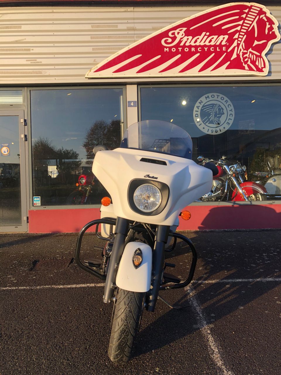 INDIAN CHIEFTAIN 1811 4