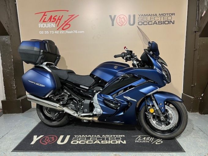 YAMAHA FJR 1300 AE 4
