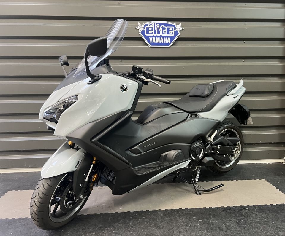 YAMAHA XP T-MAX 560 TECH MAX 4