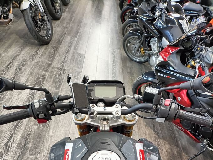 BMW G 310 R 4