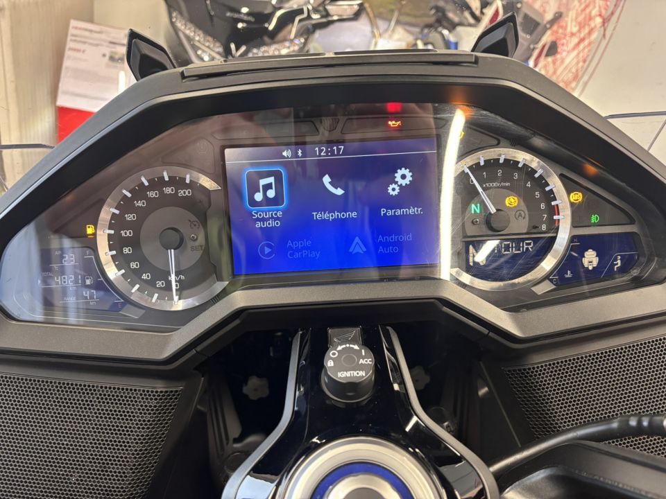 HONDA GL 1800 GOLDWING DCT 4