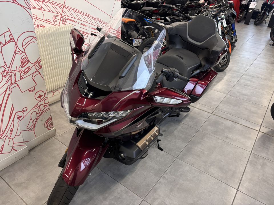 HONDA GL 1800 GOLDWING DCT 4