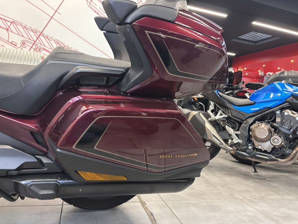 HONDA GL 1800 GOLDWING DCT 4