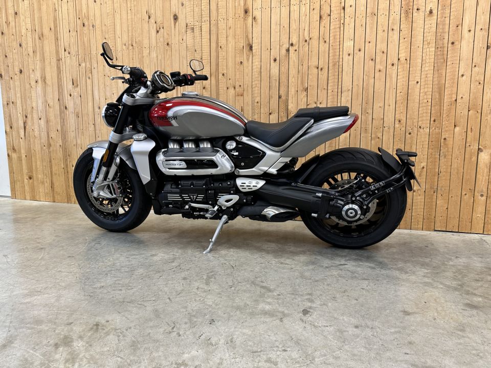 TRIUMPH ROCKET 3 R 4