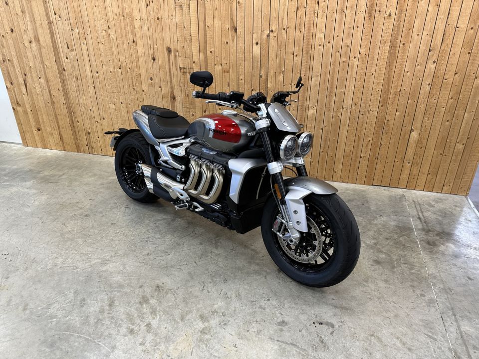 TRIUMPH ROCKET 3 R 4