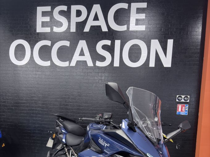SUZUKI GSX-S 1000 GT 4