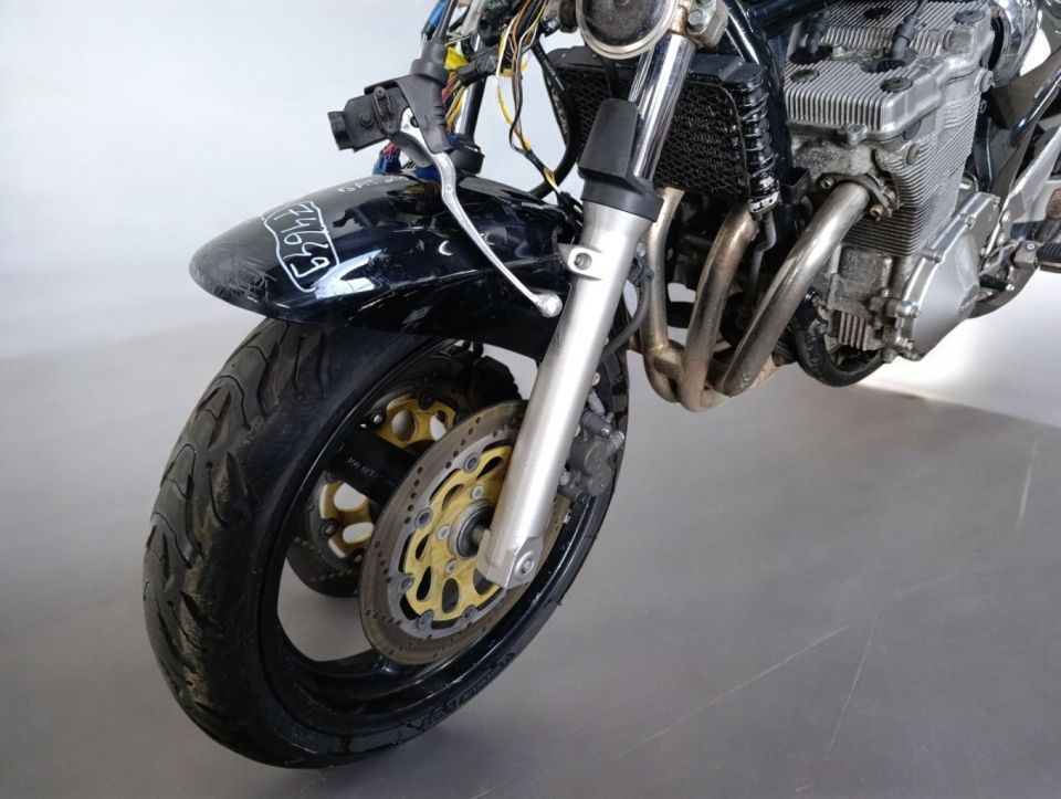 SUZUKI GSF 650 N BANDIT 4